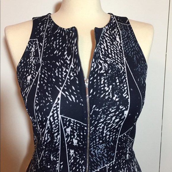 Mossimo Sleeveless Skater Dress - Picture 2 of 8